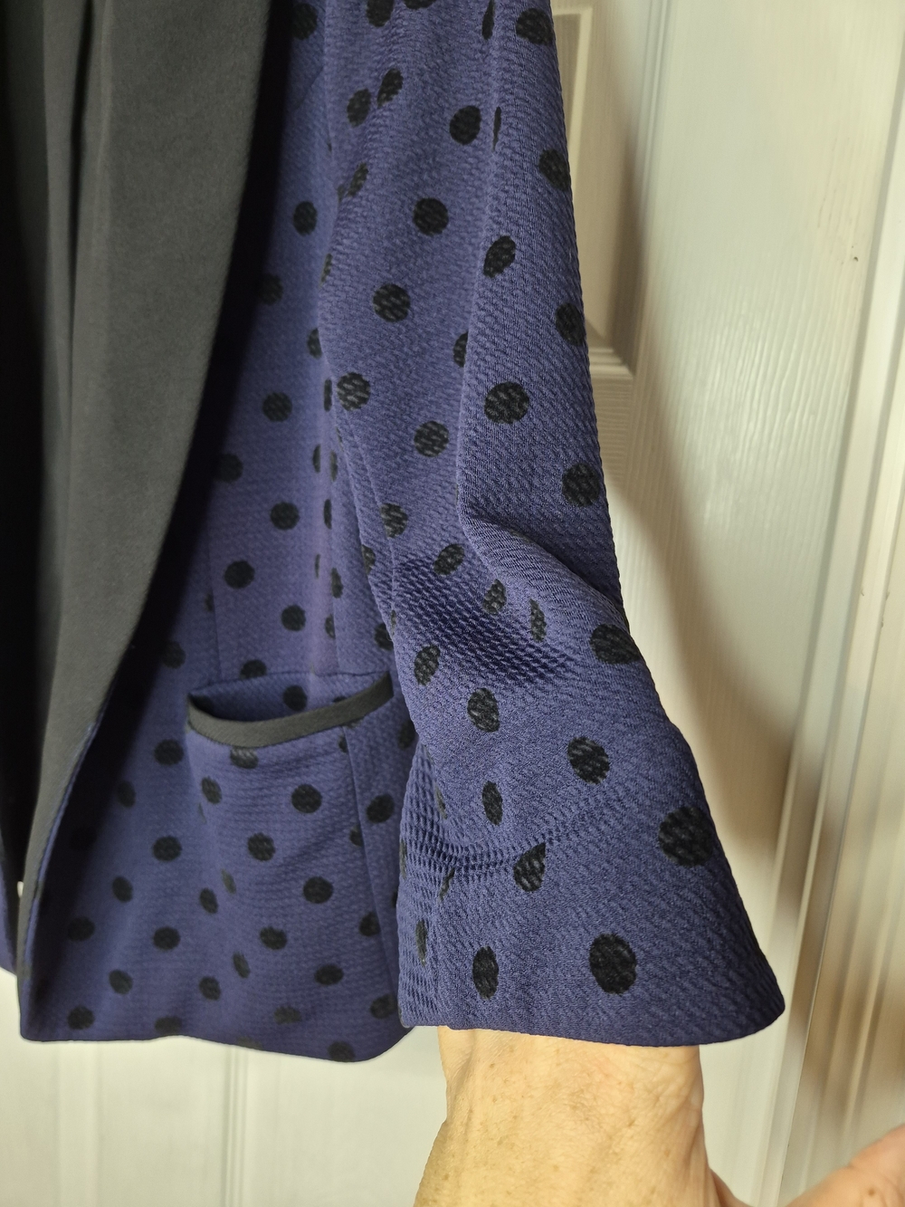 Skies Are Blue Women's Navy With Black Polka Dot Open-Front Blazer Jacket Large - Picture 5 of 10